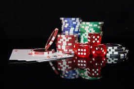 858 bet